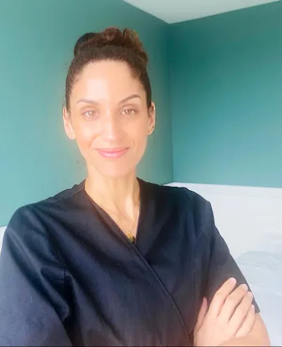Image de Adeline LEPINOIS - Massothérapeute - Salon privé bio
