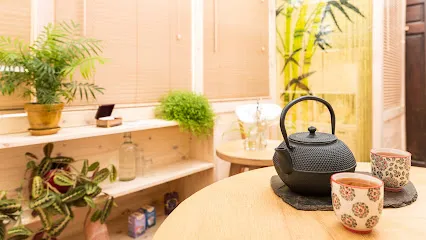 Image de Amélie Bru - Magnétiseur et ateliers d'initiation au massage à Tours