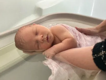 Image de Douceur du lien - Justine Moutaouakil - Accompagnante périnatale - Thalasso Bain Bébé