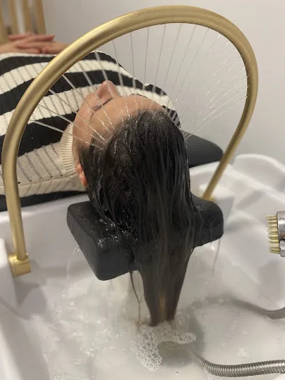 Image de Fanny coiffure à domicile et head spa
