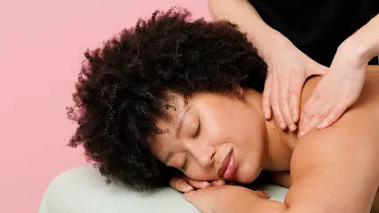Image de Fleur - Massage à domicile - Wecasa Massage