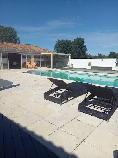 Image de Gite La Rosalie - Piscine & Jacuzzi privatifs