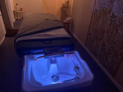 Image de Head SPA/ Coiffure à domicile Gaëlle Lapouge