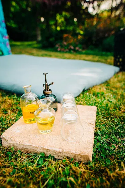 Image de instempaisible massage bien être - E.I ,à domicile, possibilité en cabinet agréée FFMBE.