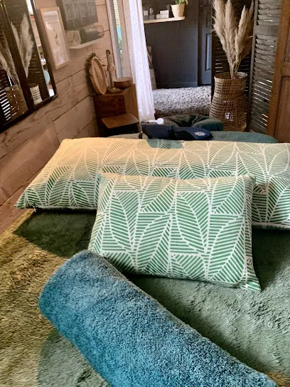 Image de - La Cabine - Massages et Soins esthétiques - à la cabine ou à domicile - Brive la Gaillarde-