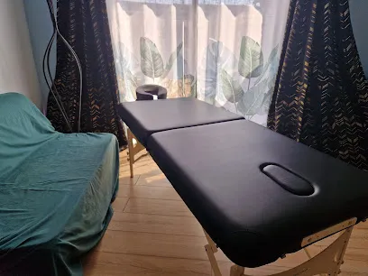 Image de Le Cocon D'une Maman - Massage à Domicile, Massage Femme enceinte, Atelier massage bébé en Vaucluse