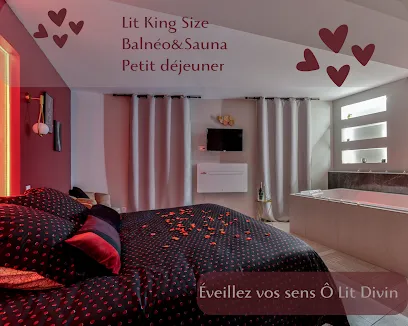 Image de Les Gîtes de Laure - Ô Lit Divin, Instant de volupté - Balnéo et Sauna - escapade romantique à Carcassonne