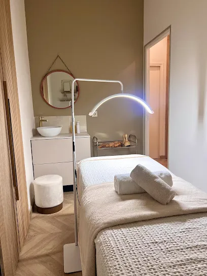 Image de Les Mains d’Olivia à Nice : massage californien, drainage, mix massage arts, ayurvédique, Kobido