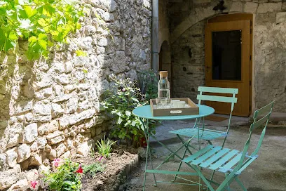 Image de Logis De Cupidon - Gite de charme - Jacuzzi et sauna privatif