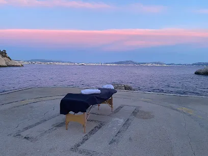 Image de Maëlle Detraux | Massages bien-être pour femmes à domicile