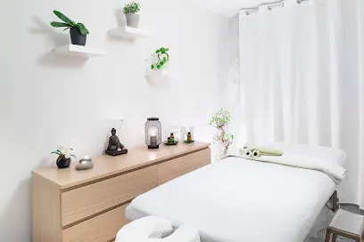 Image de Massages Le bien-être à Strasbourg / Rébecca METZGER