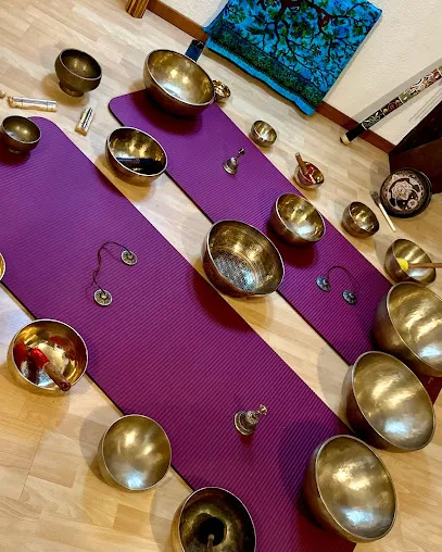 Image de MASSAGES Uniques et Magiques - Relaxation, détente, revitalisation