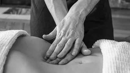 Image de Mélanie Michenot Massages & Santé holistique