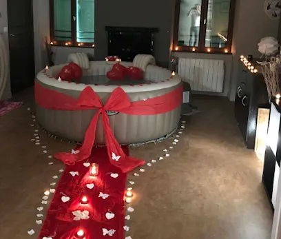 Image de Spa Chez Vous ( JACUZZI )