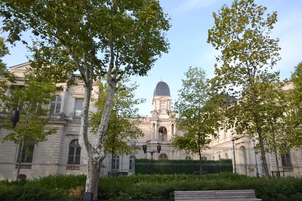 Loue Ton Jacuzzi Location spa à domicile Gard